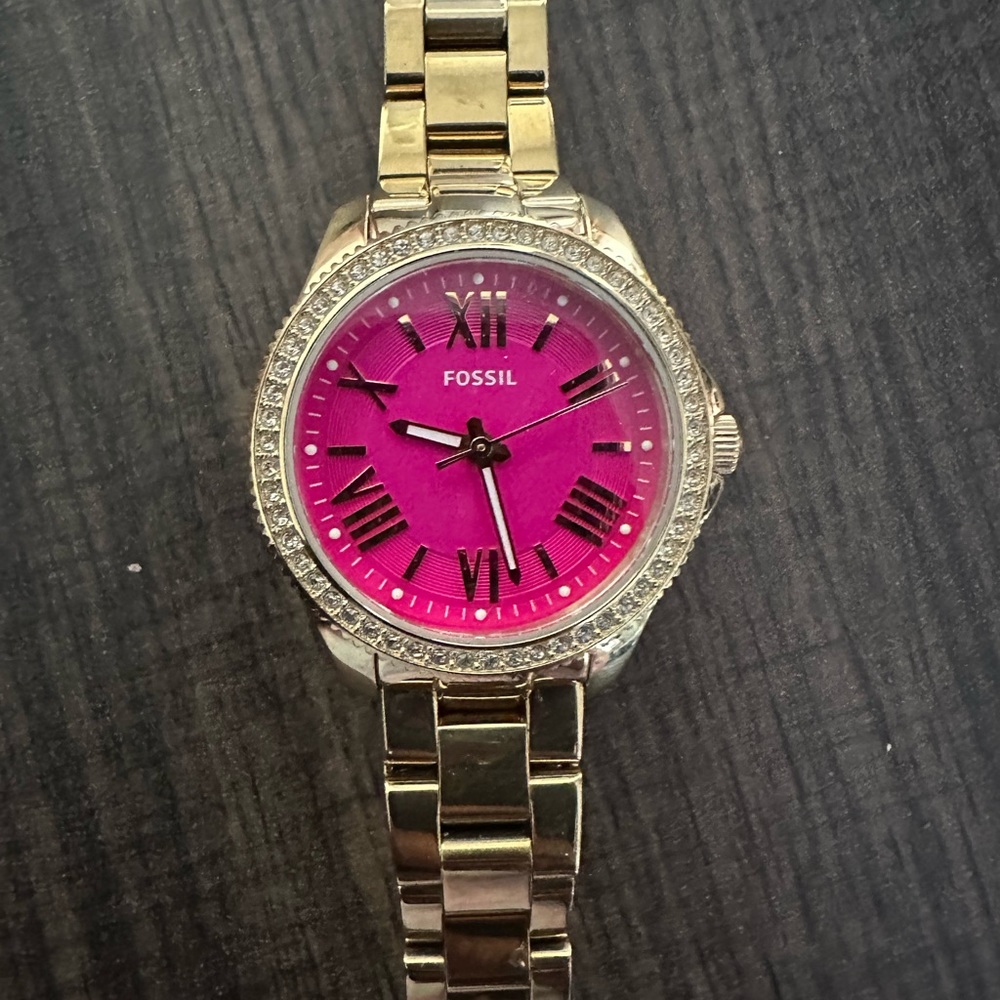 Fossil pink faced dainty gold link watch